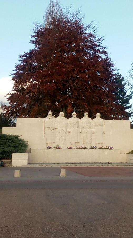Gite Cis And Co Verdun-sur-Meuse Dış mekan fotoğraf
